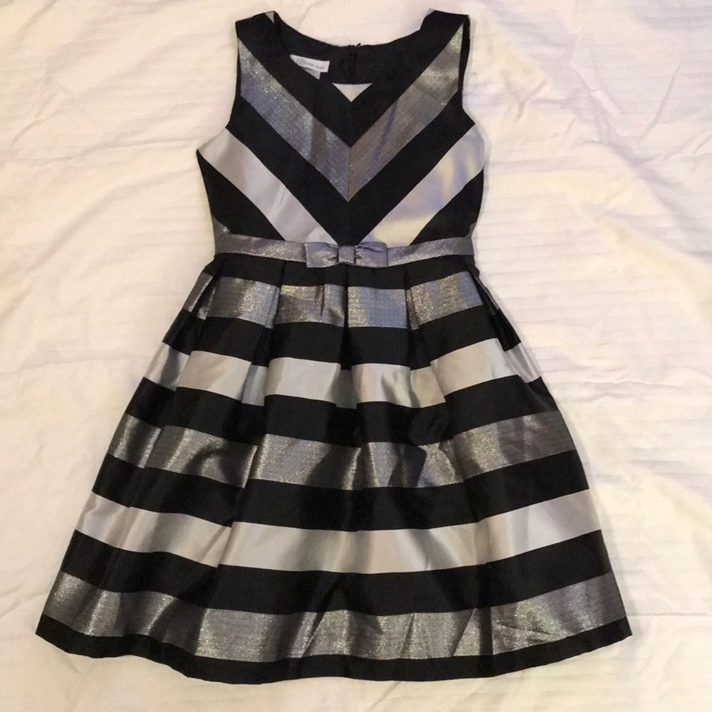 Girl’s Holiday Dress